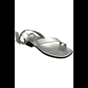 Naturalizer Women's Birch Strappy Flat Sandals Silver - Medium